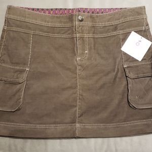 Athleta soft thin corduroy skirt